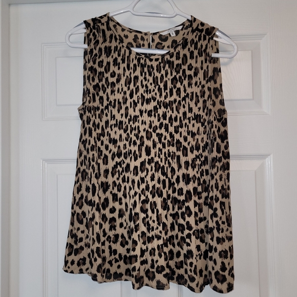 Sung by Alfred Sung Sleeveless Blouse - Picture 1 of 7